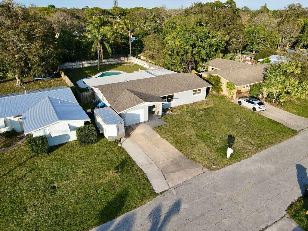 Property Photo: 1016 Hispana Avenue FL 34982