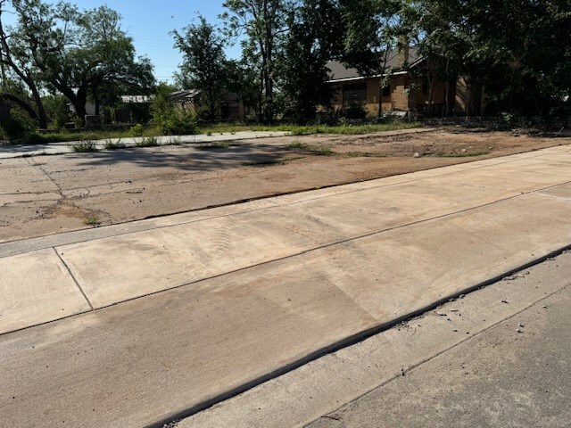 Property Photo: 211 S State St TX 76933