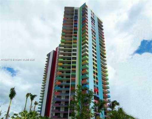 Property Photo: 1581 Brickell Ave 2307 FL 33129