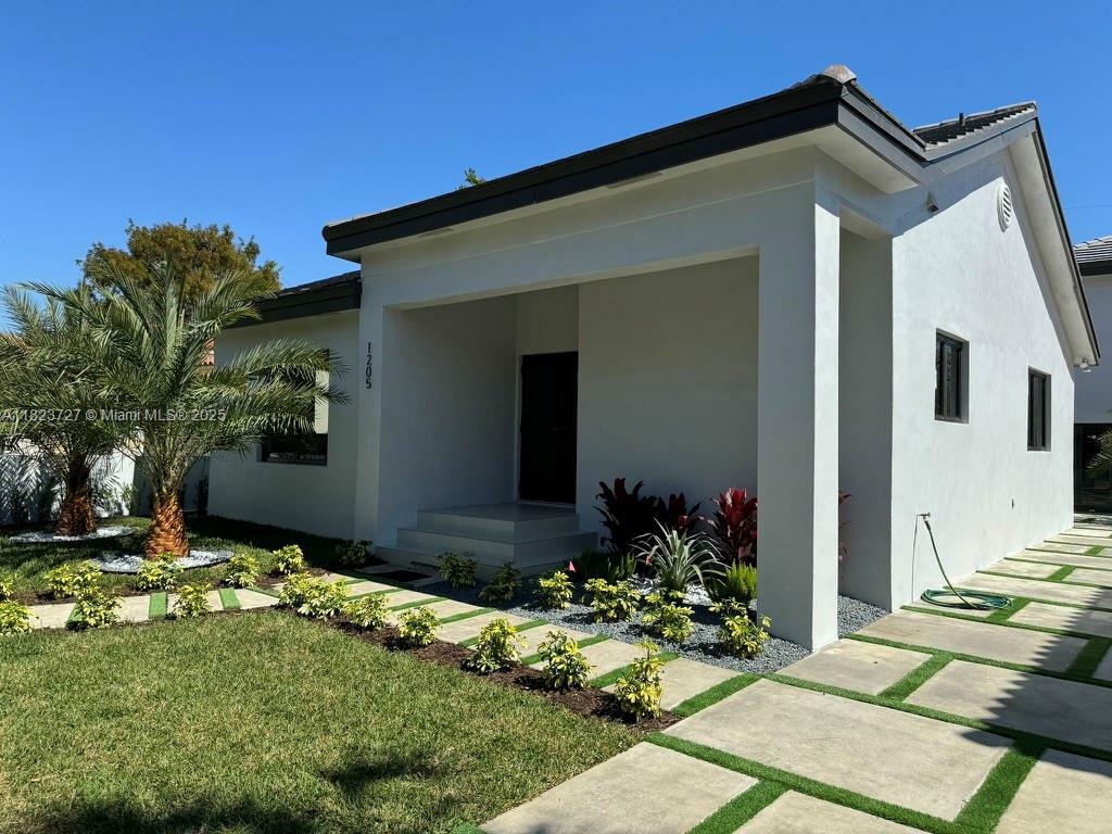 Property Photo: 1205 Wallace St FL 33134