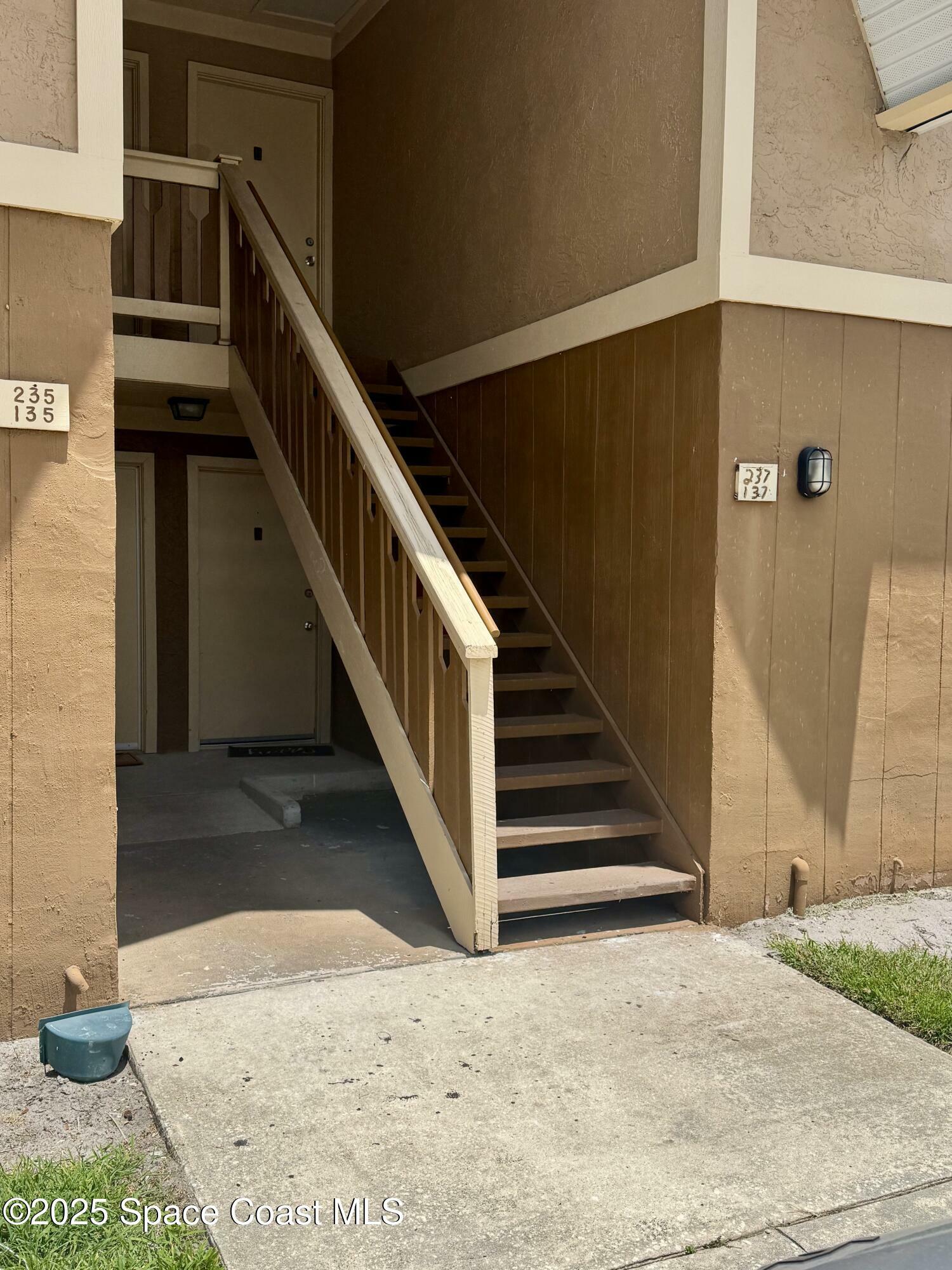 Property Photo: 137 Bristol Court FL 32935