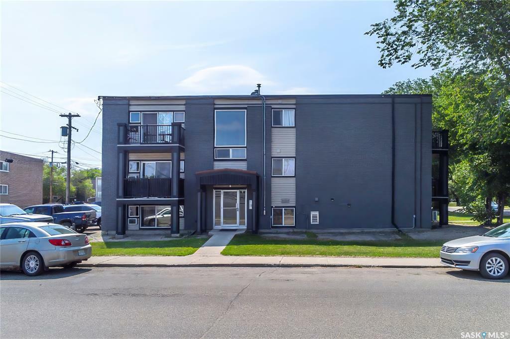 Property Photo: 2613 Broadway Avenue 101 SK S7J 0R7