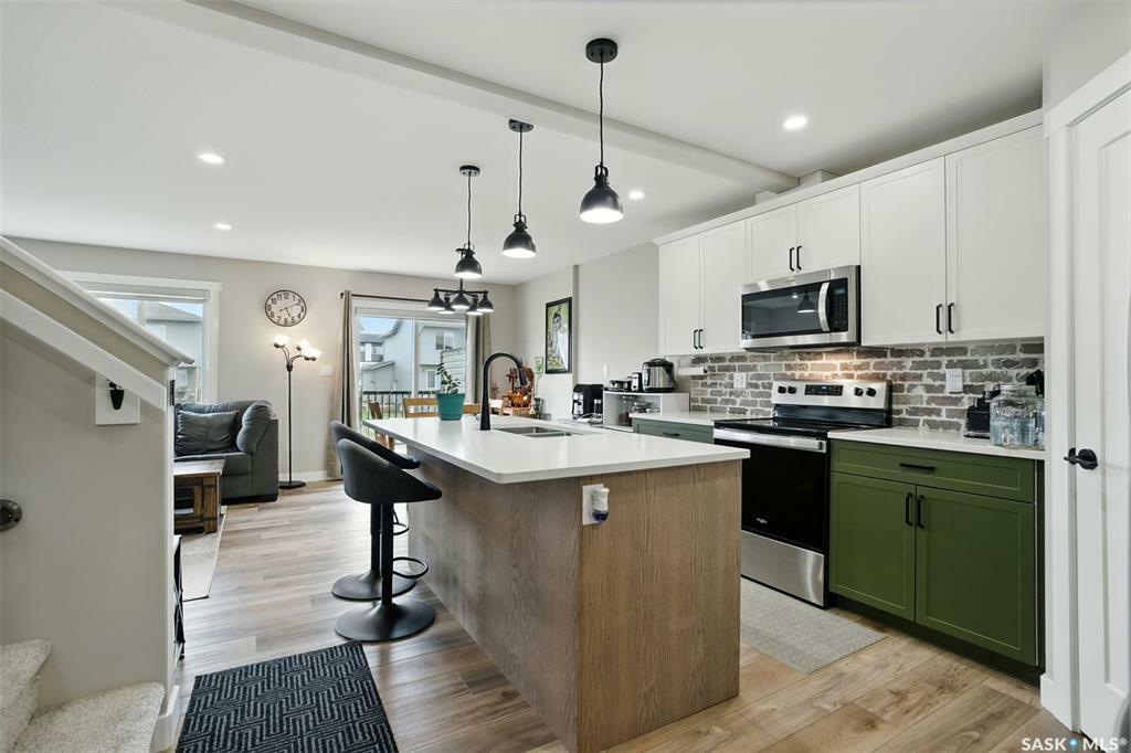 Property Photo: 436 Myles Heidt Manor SK S7W 1H9