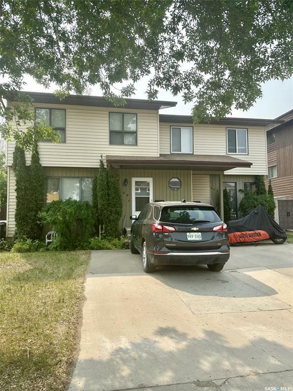 Property Photo: 442 - 444 Russell Road SK S7K 6K9