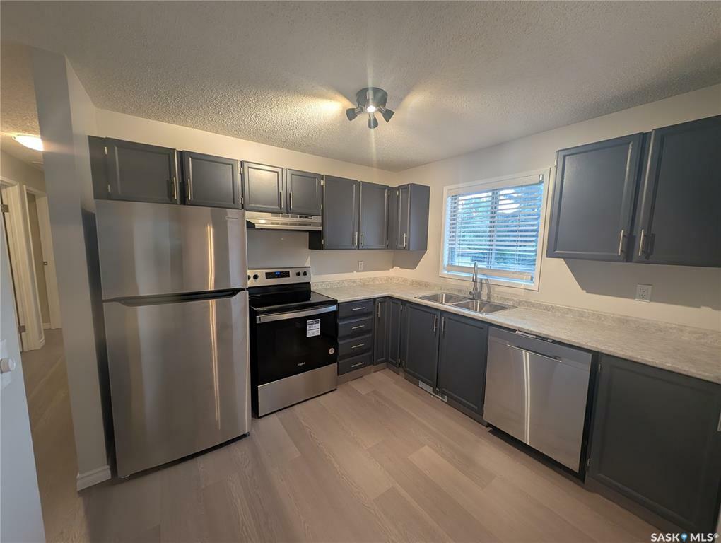 Property Photo: 238 Stillwater Drive SK S7J 4K3