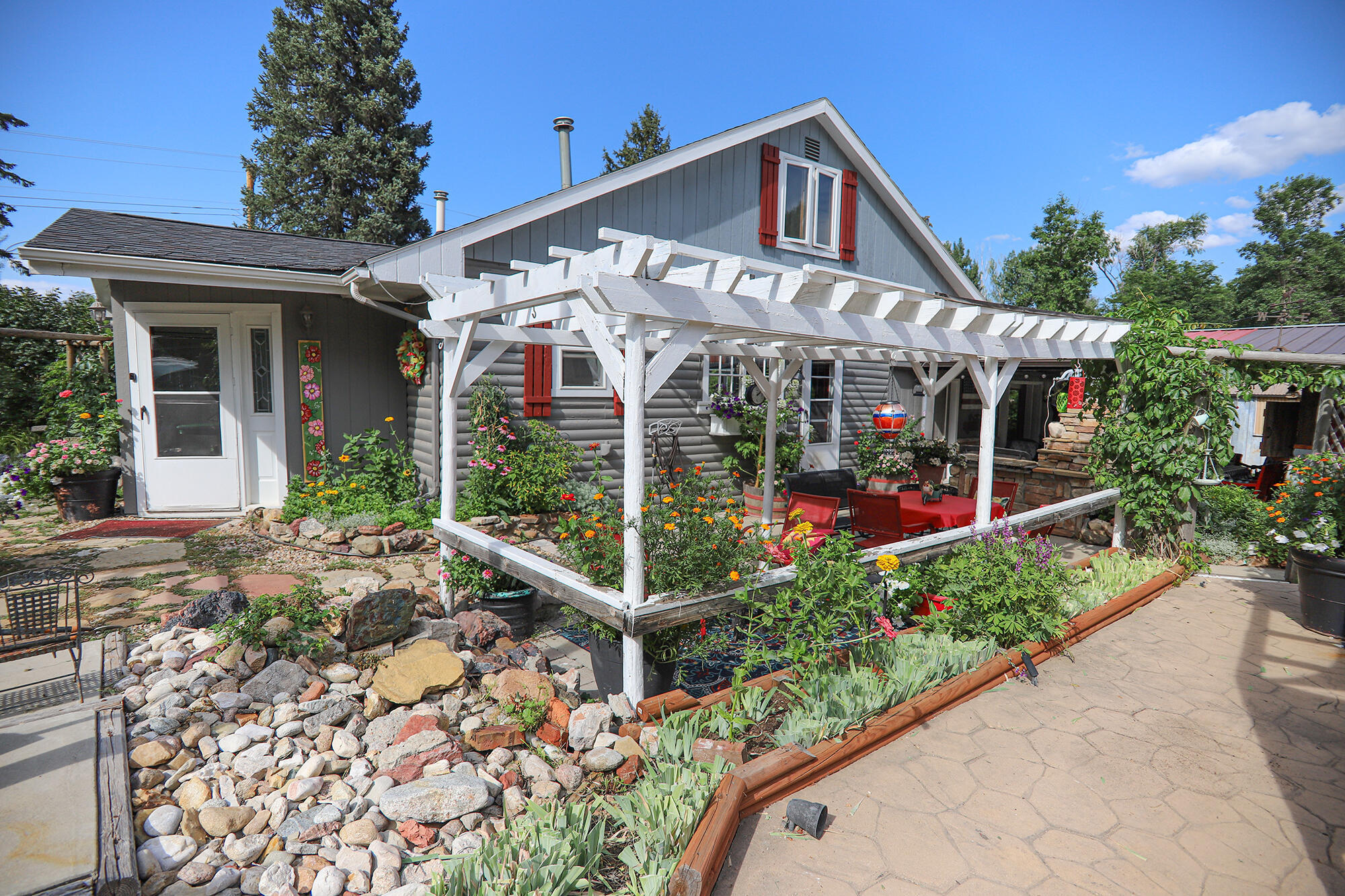 Property Photo:  736 W 15th Street  WY 82801 