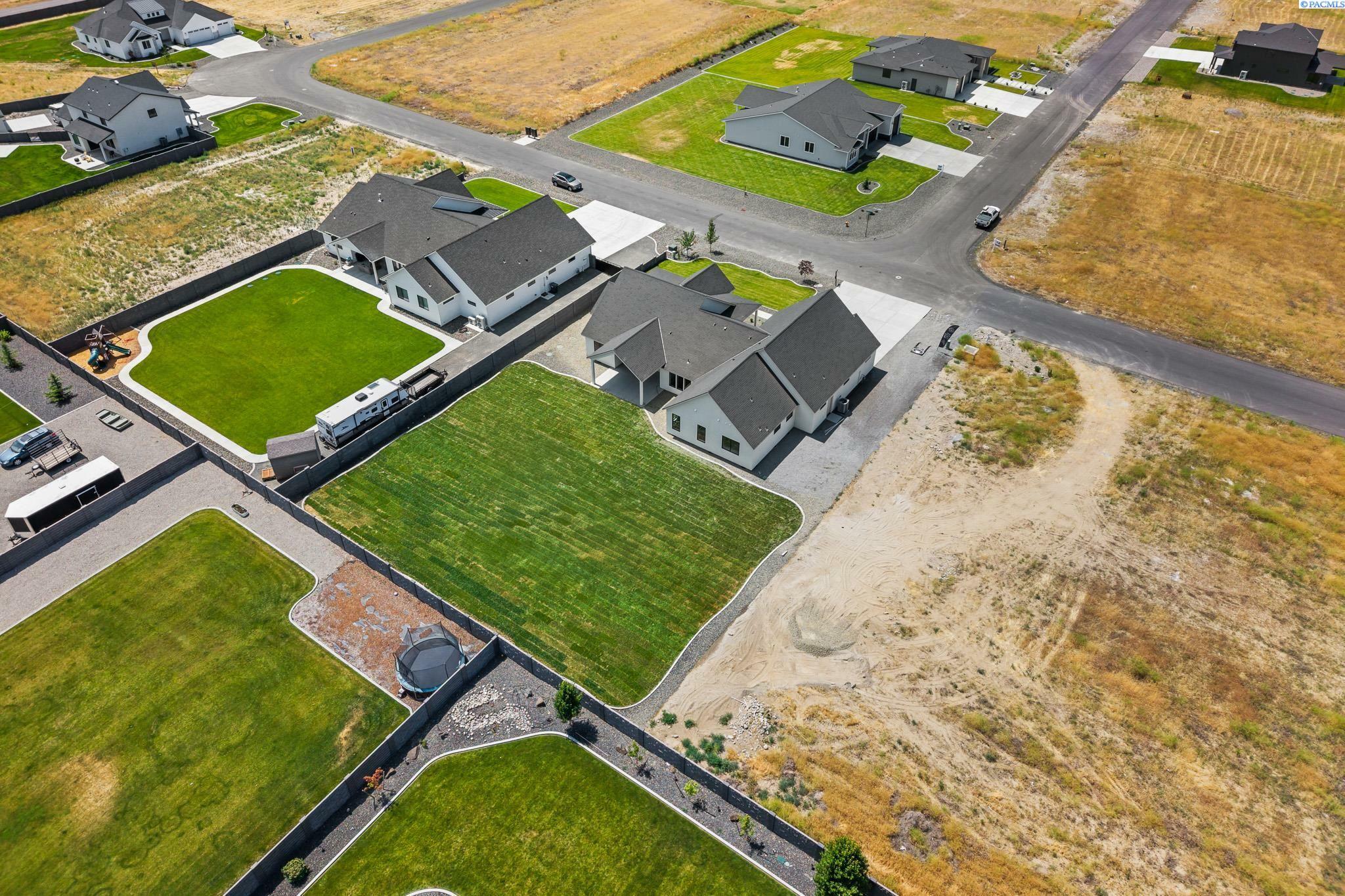 Property Photo: 6537 Lazy B Drive WA 99301
