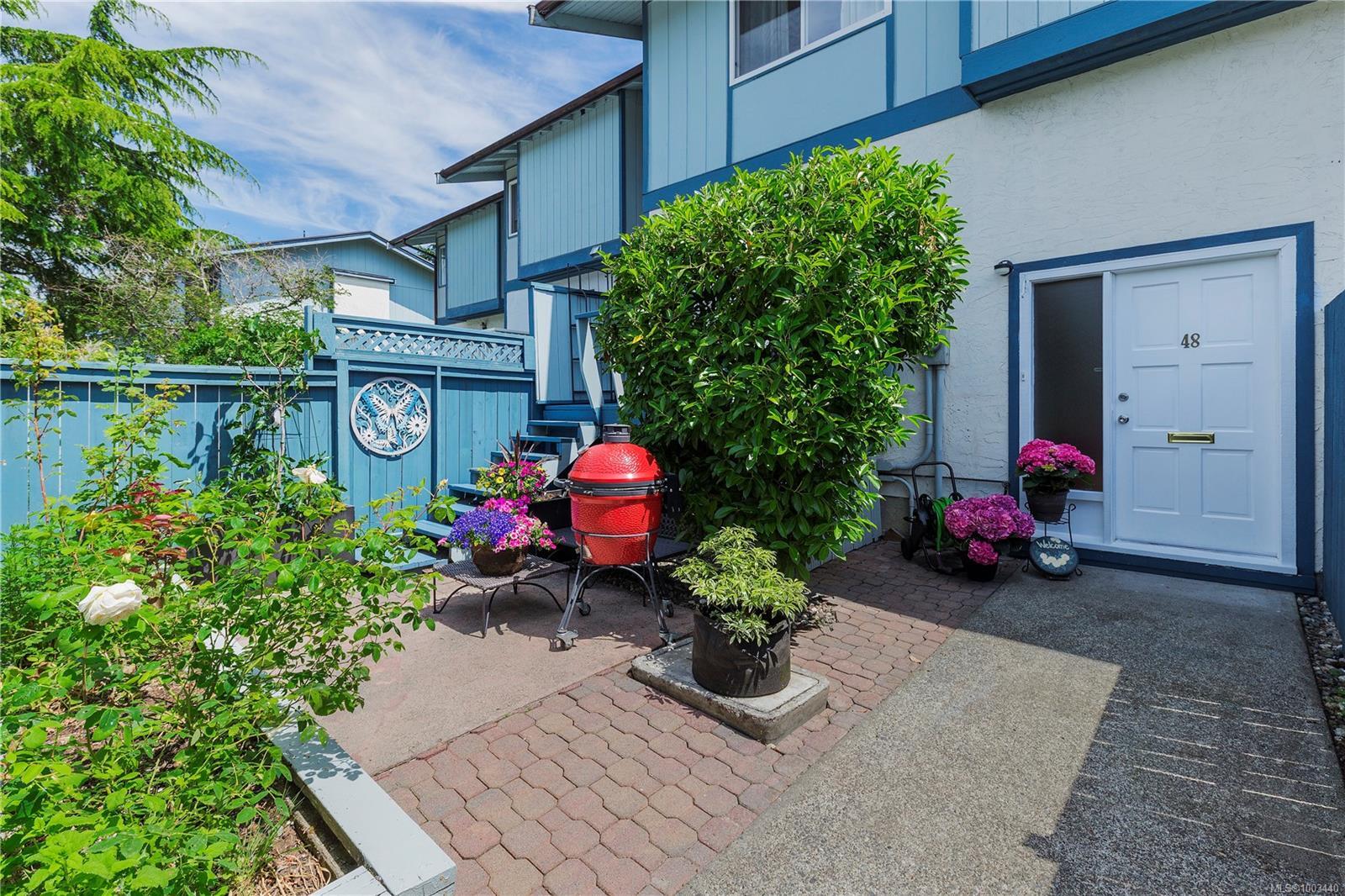 Property Photo: 3987 Gordon Head Rd 48 BC V8N 3X5