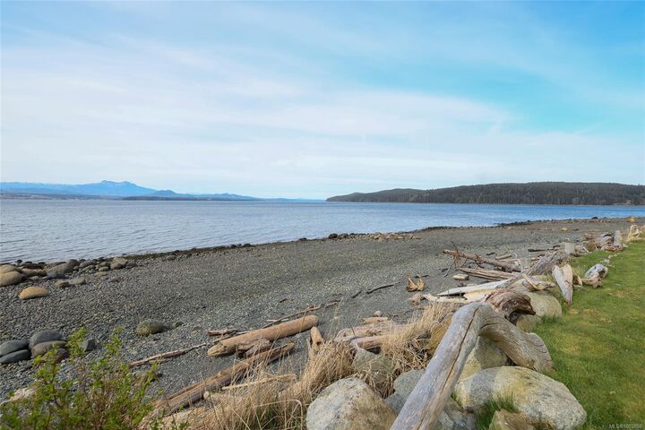 Property Photo: 420 1st St BC V0N 3E0