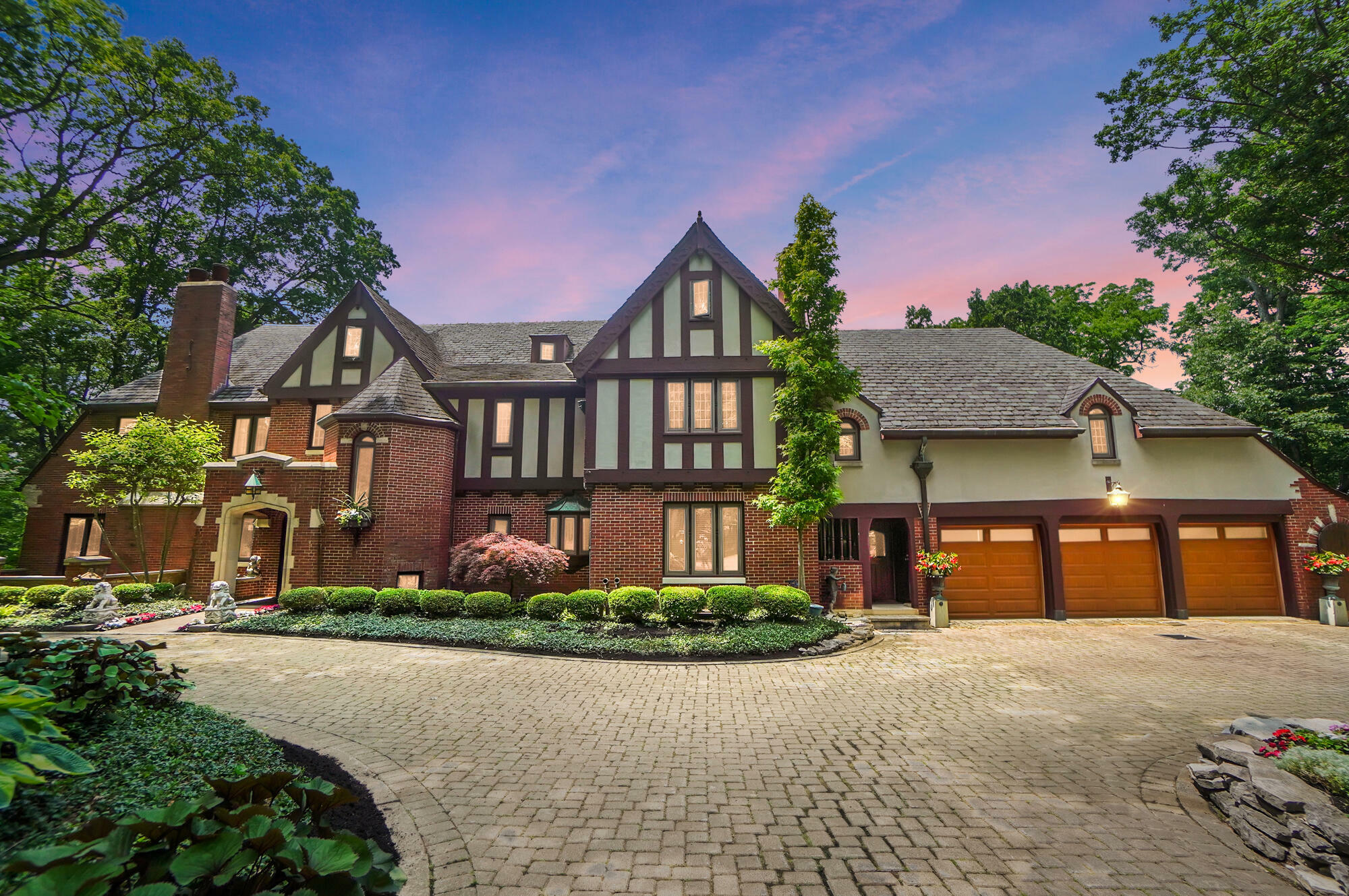 Property Photo: 2475 Signal Hill Road OH 45504