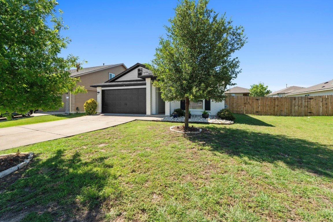 Property Photo: 74 Churchill Farms Drive TX 78626