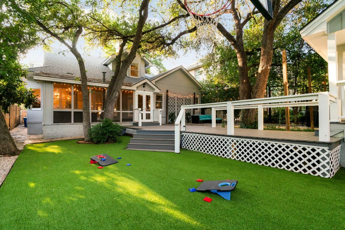 Property Photo: 2101 Exposition Boulevard TX 78703