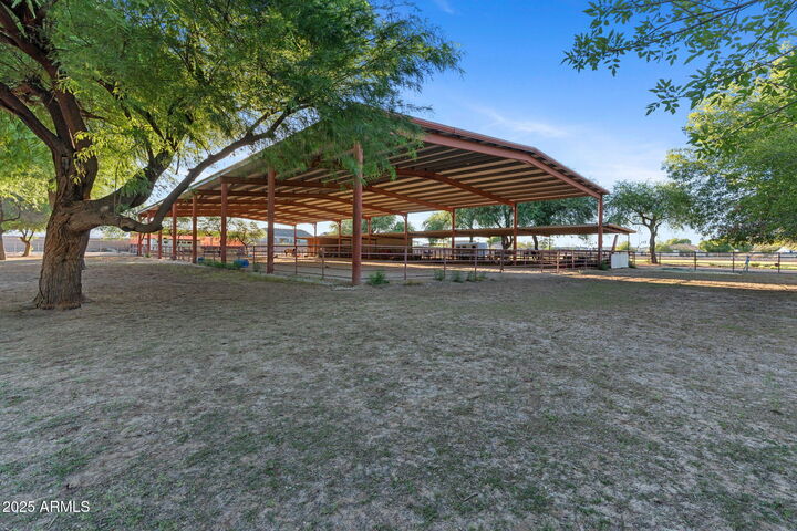 Property Photo: 8822 N 172nd Drive AZ 85355