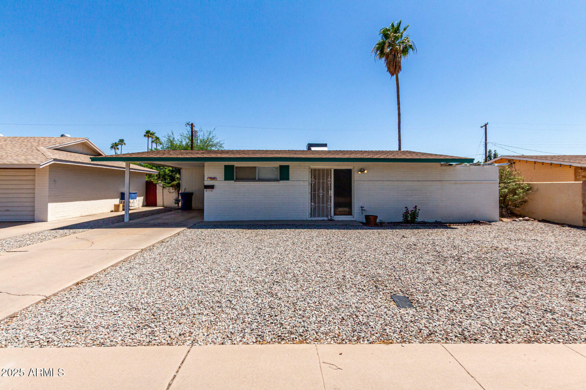 539 E Pebble Beach Drive  Tempe AZ 85282 photo