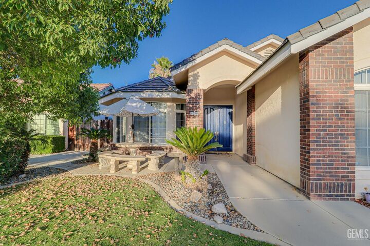 Property Photo: 4216 Lightning Court CA 93312