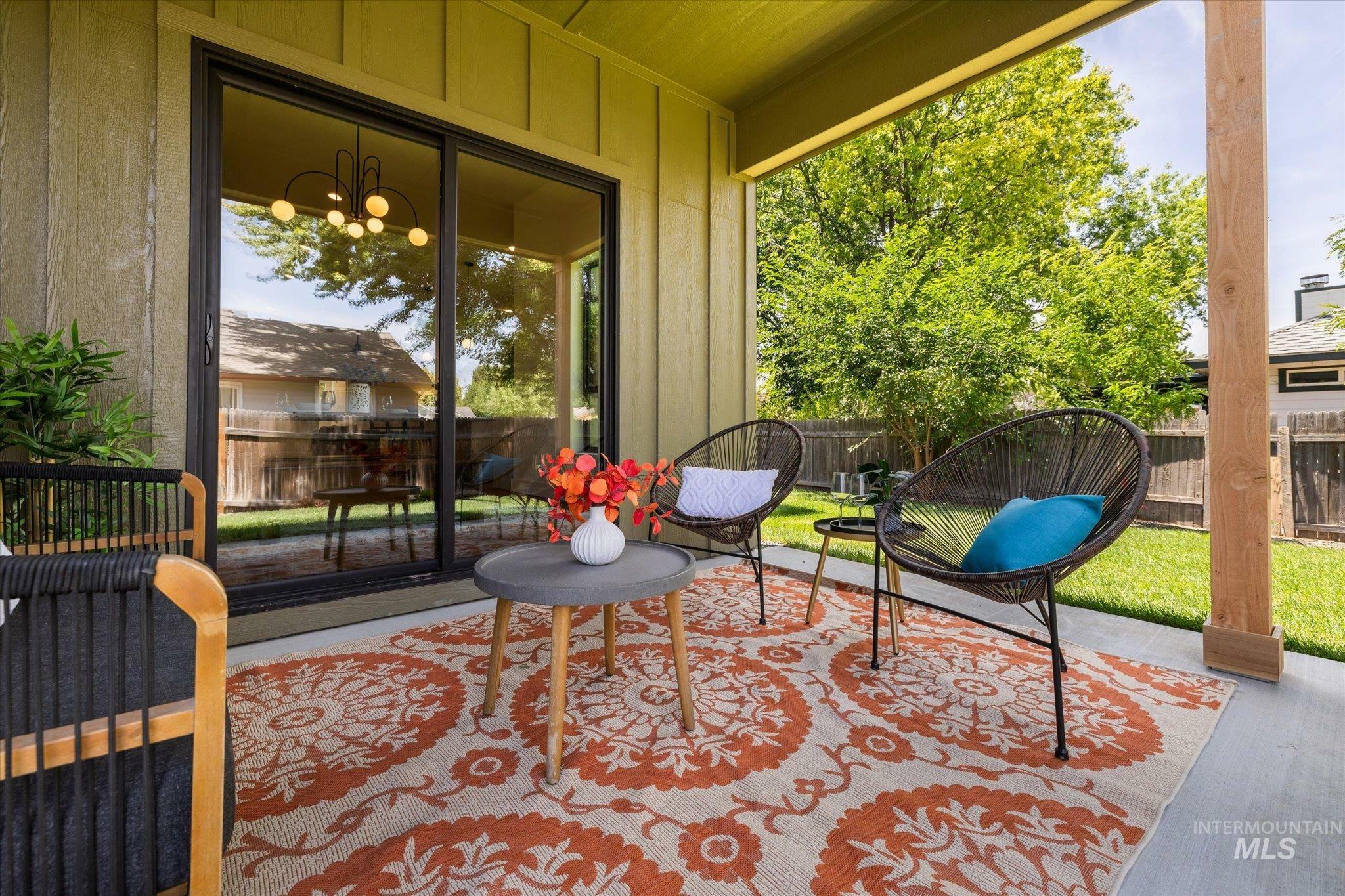 Property Photo:  999 N Kimball St  ID 83704 