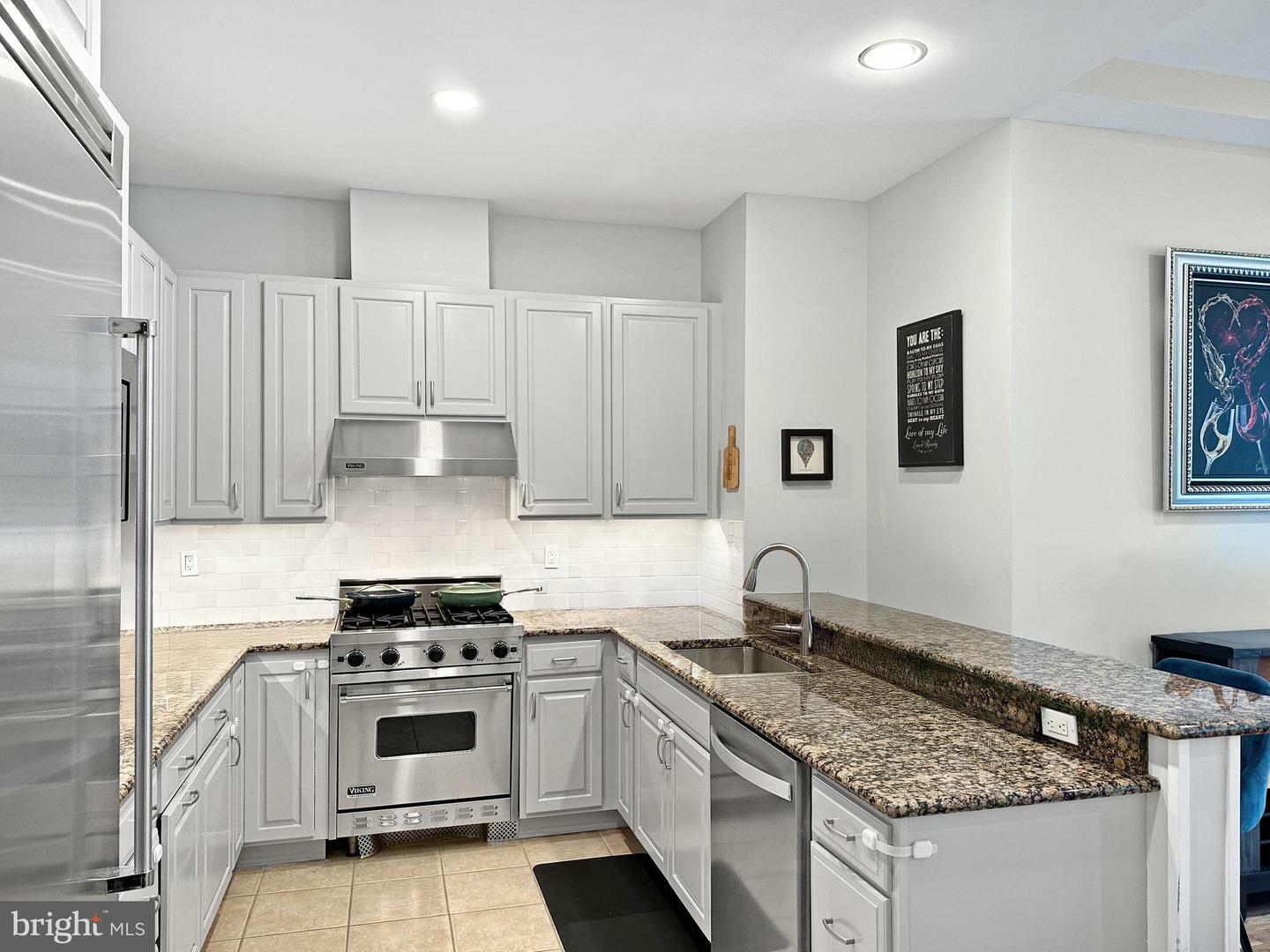 Property Photo: 23 S 23rd 7D PA 19103