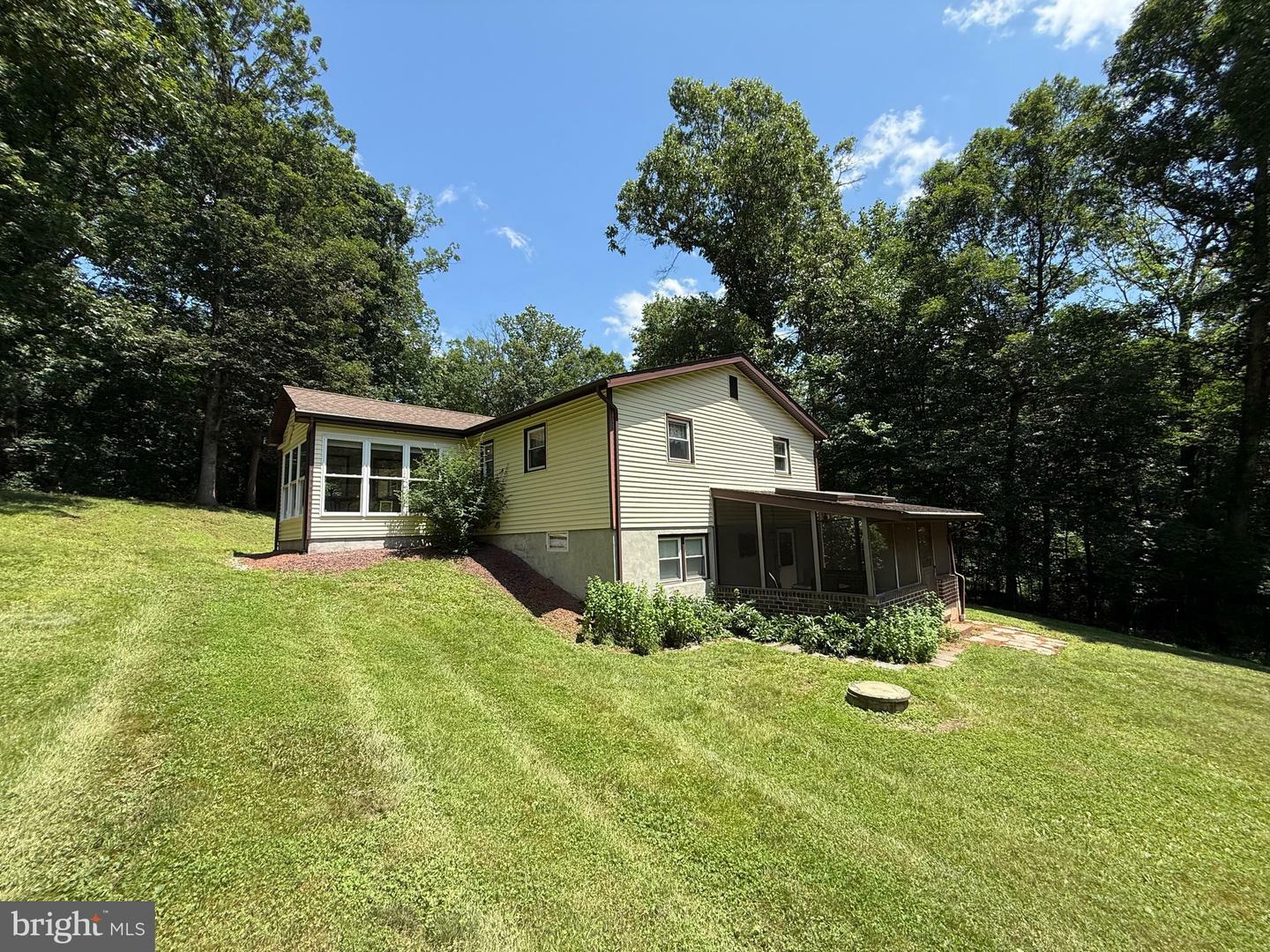Property Photo: 6420 Mountain Road PA 17315