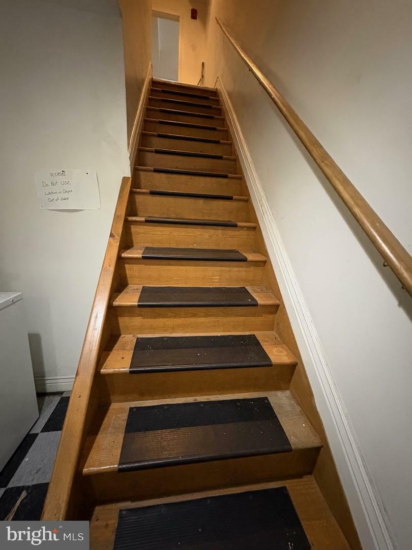 Property Photo:  4617 N Broad Street 2fl  PA 19140 
