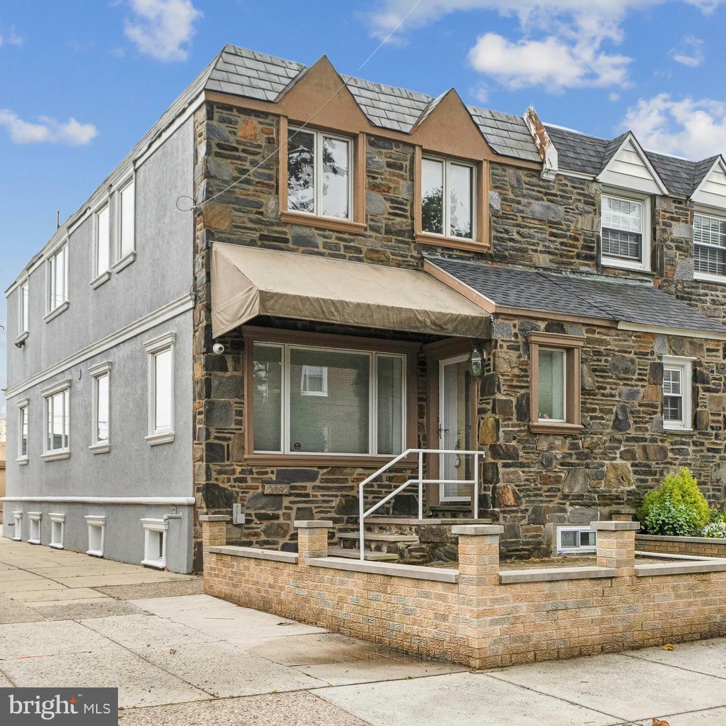 Property Photo: 2032 W Shunk Street PA 19145