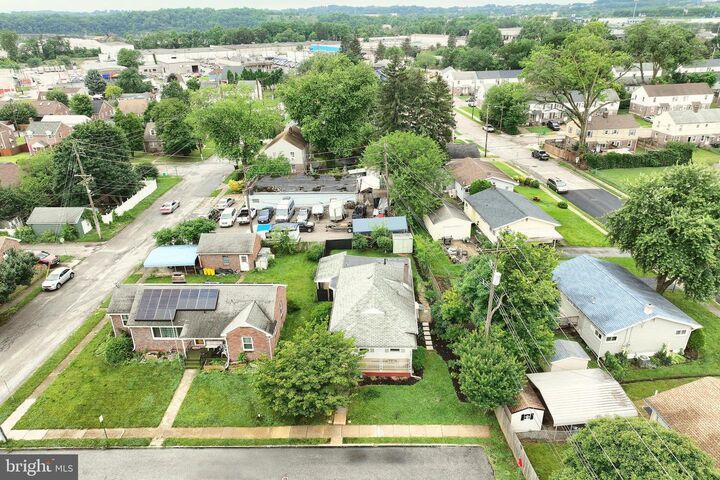 Property Photo:  806 Pacific Avenue  PA 17404 