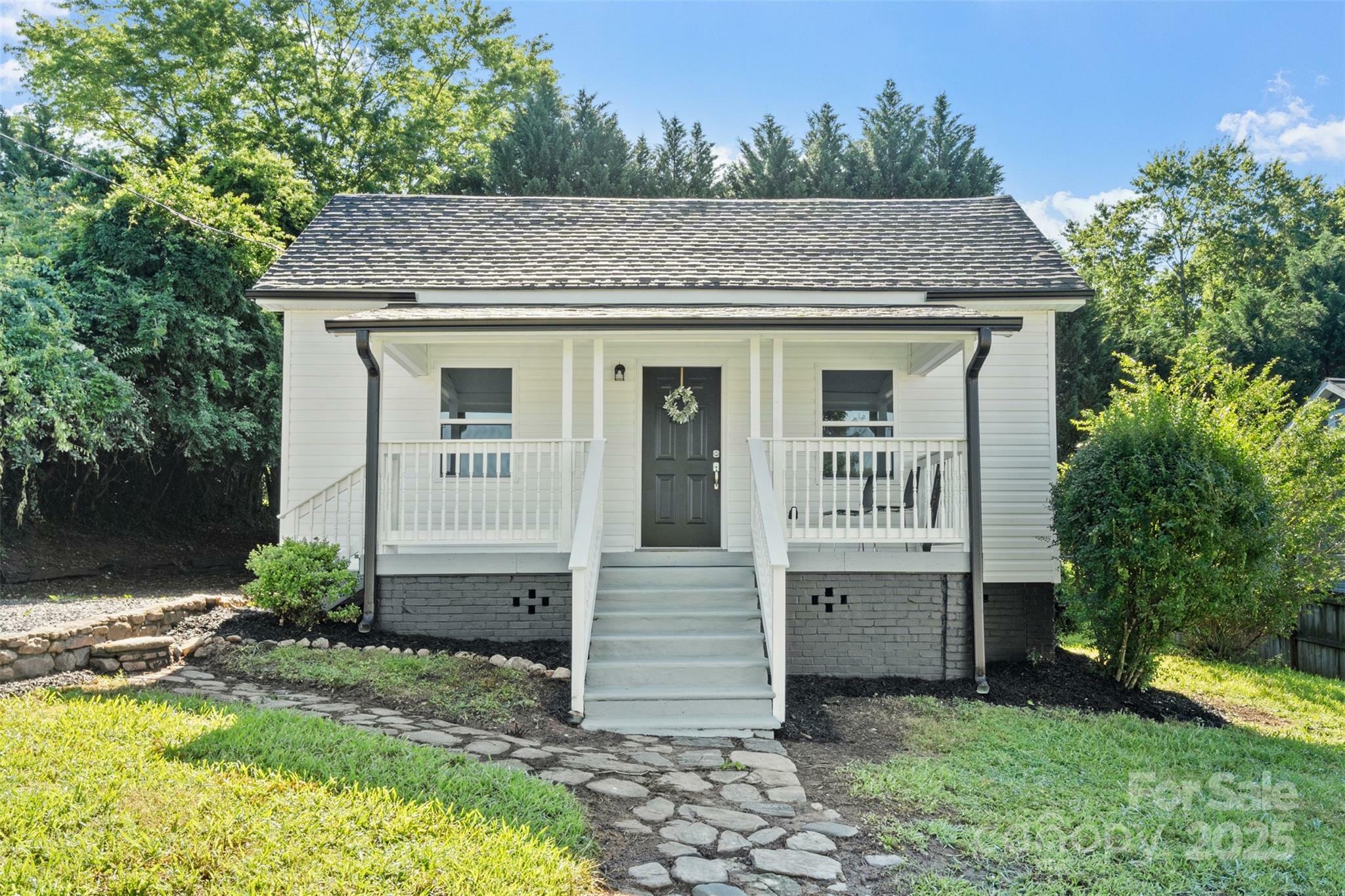 Property Photo: 180 Church Street NC 28752