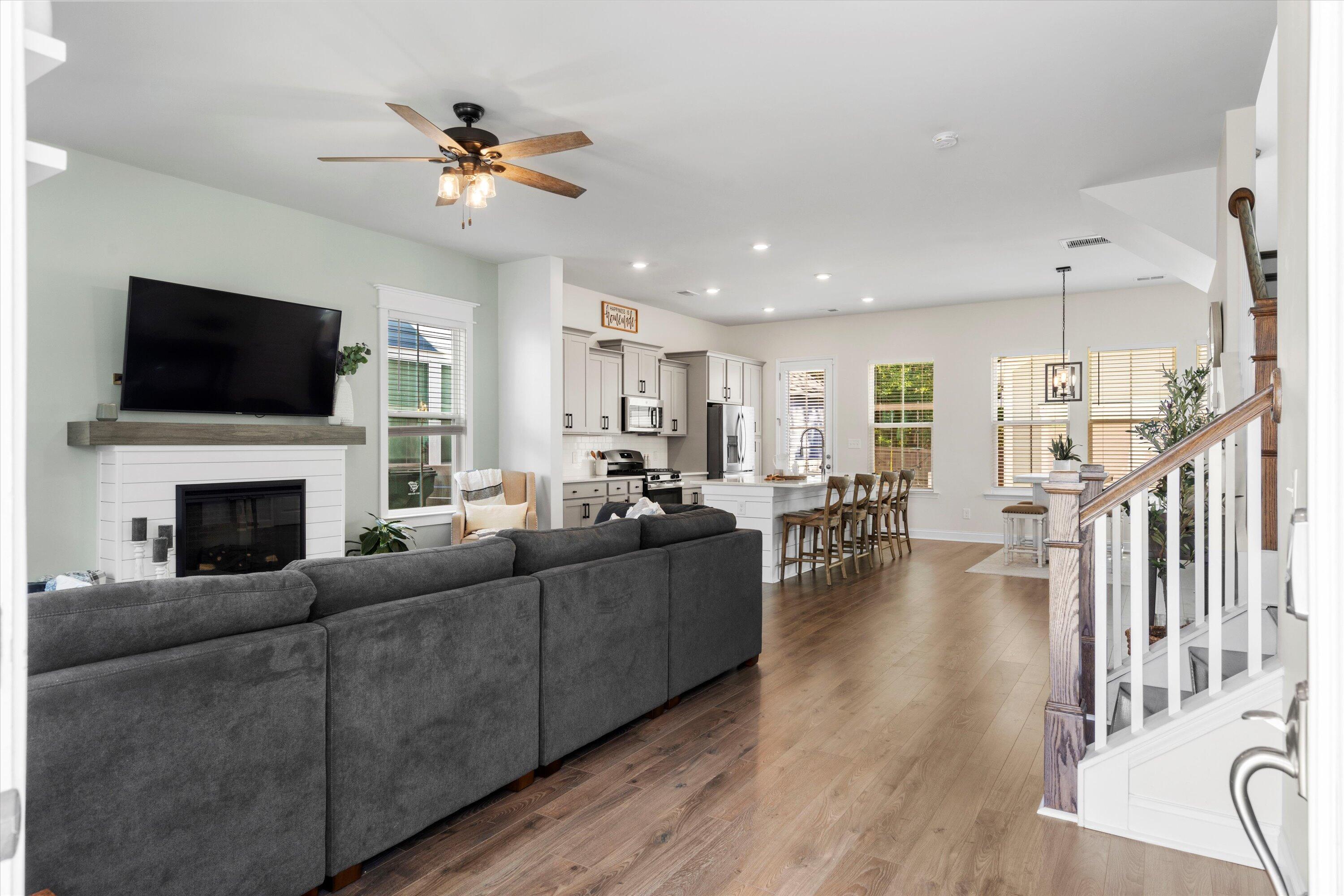 Property Photo:  109 W Respite Lane  SC 29483 