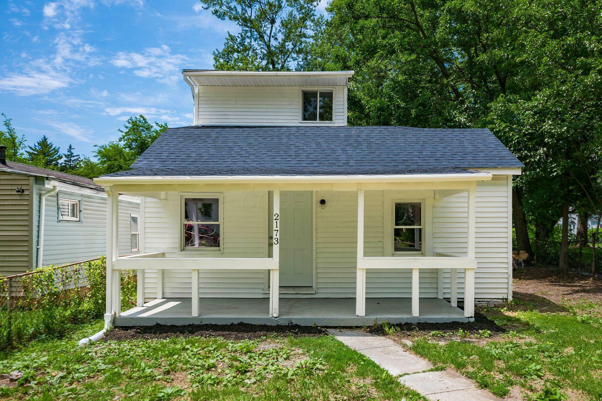 Property Photo: 2173 Lexington Avenue OH 43211