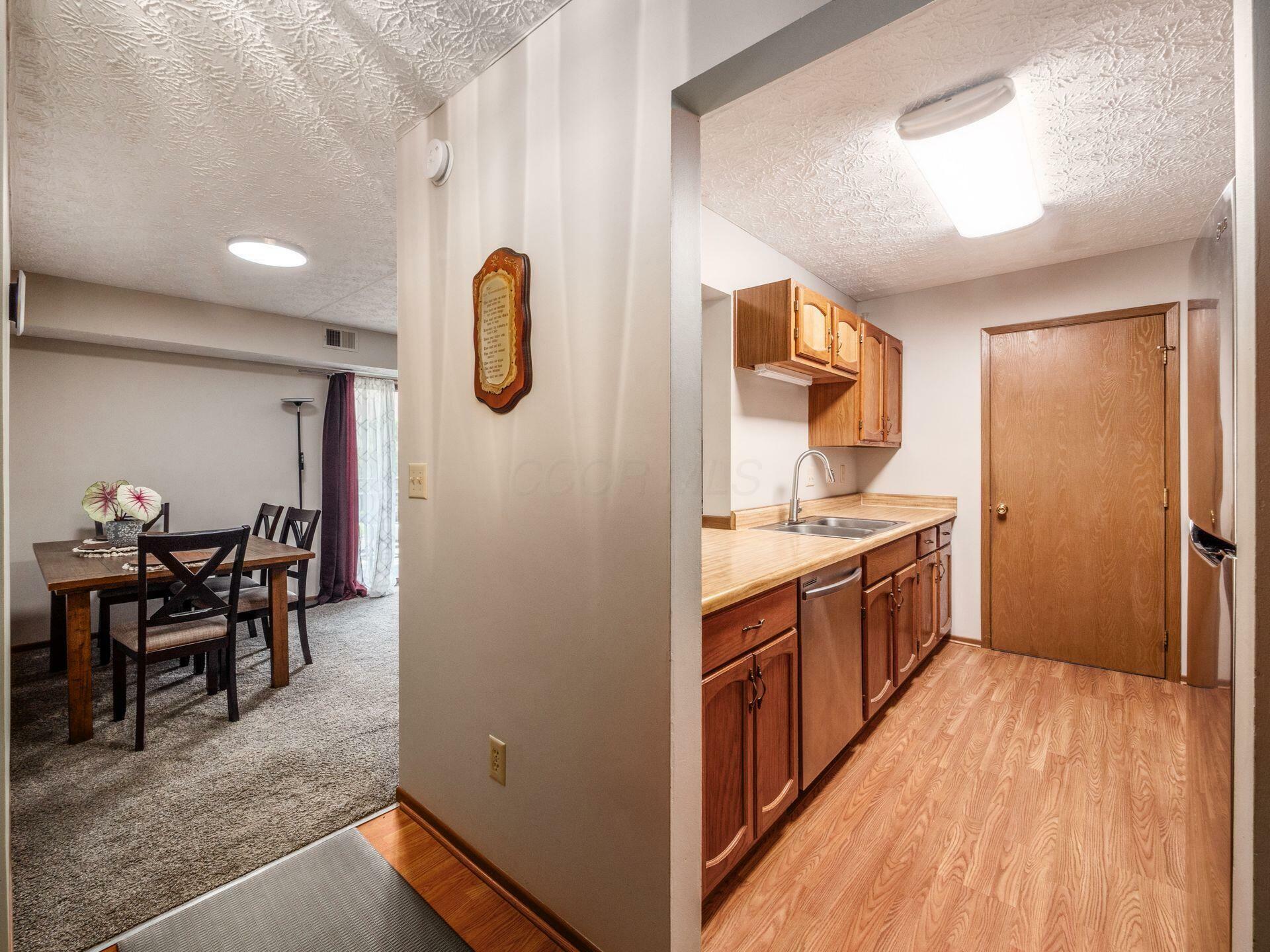 Property Photo: 3967 Karl Road OH 43224