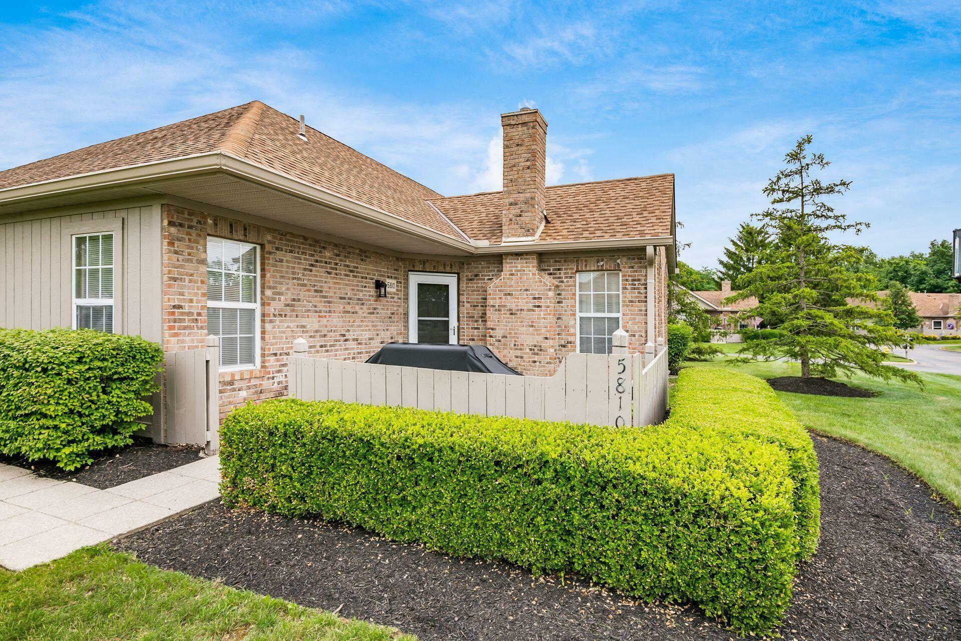 Property Photo: 5810 Willow Lake Drive OH 43123