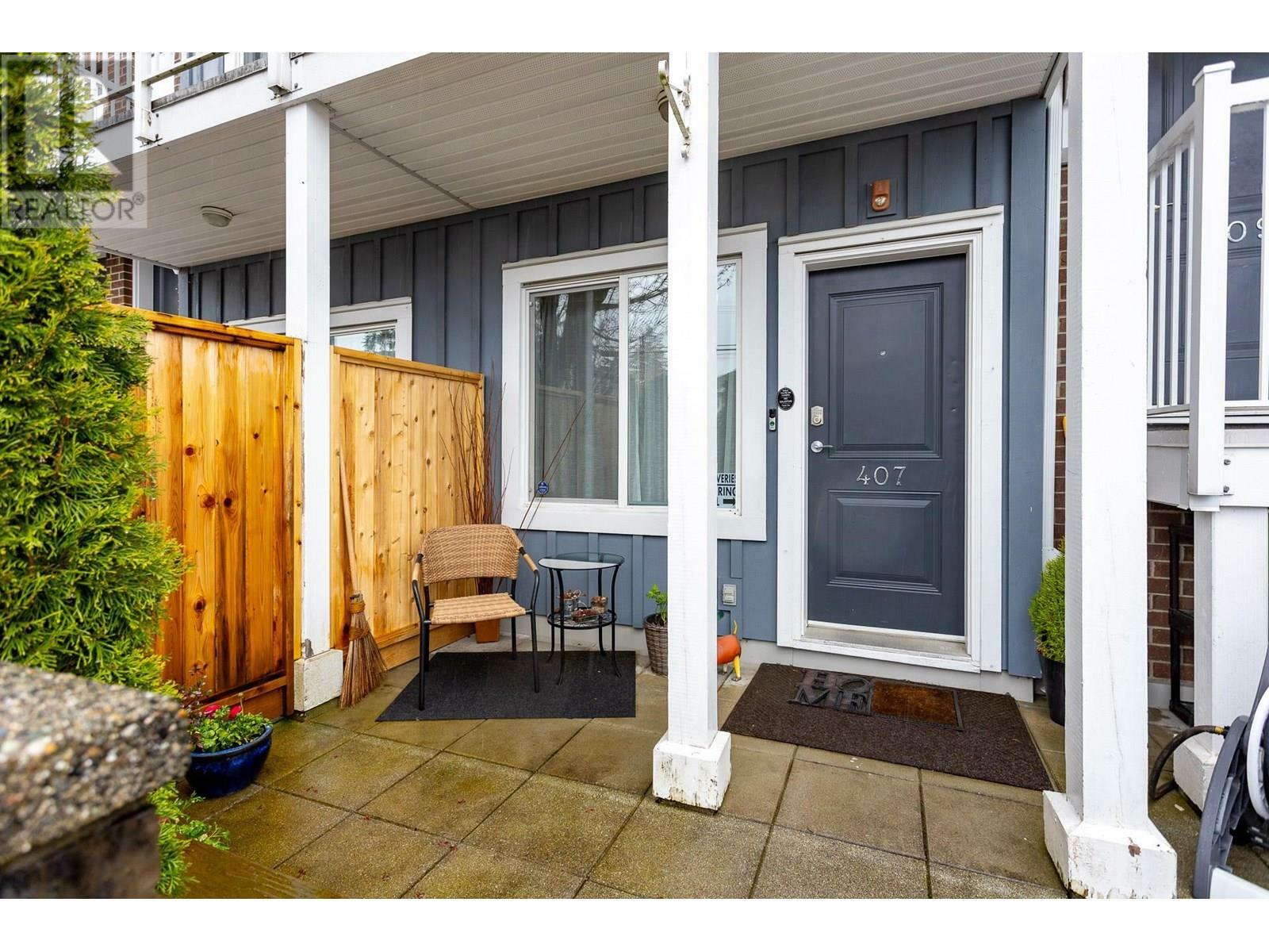Photo de la propriété:  1661 Fraser Avenue 407  BC V3B 0B6 