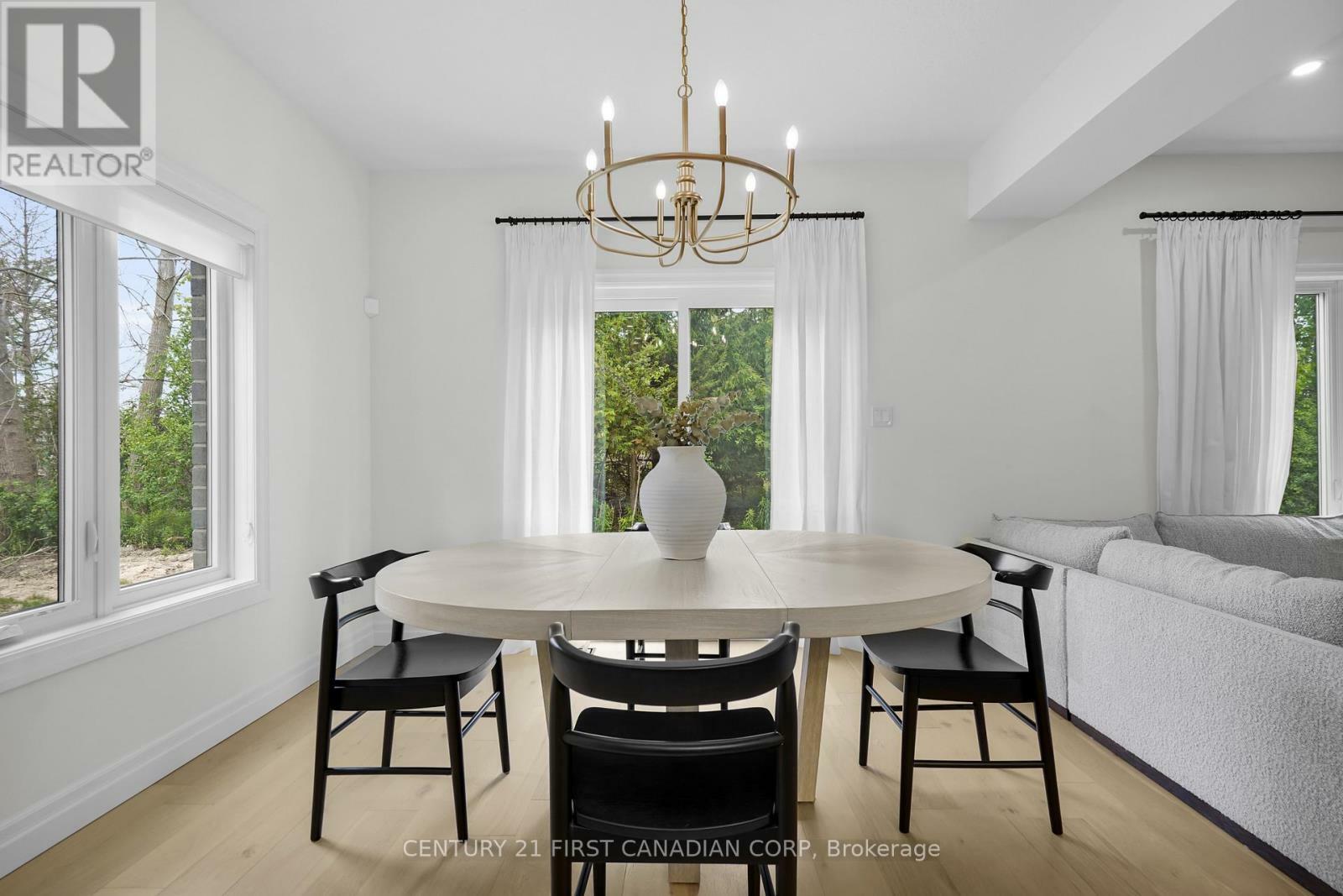 Property Photo: 222 Knott Drive ON N6L 0G6