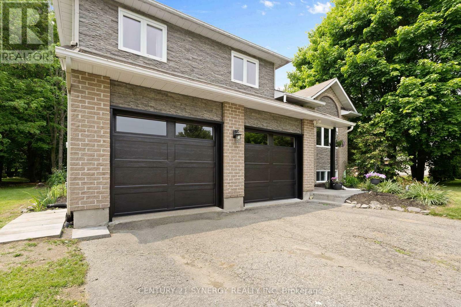 Photo de la propriété: 1130 Sycamore Street ON K4K 1K9