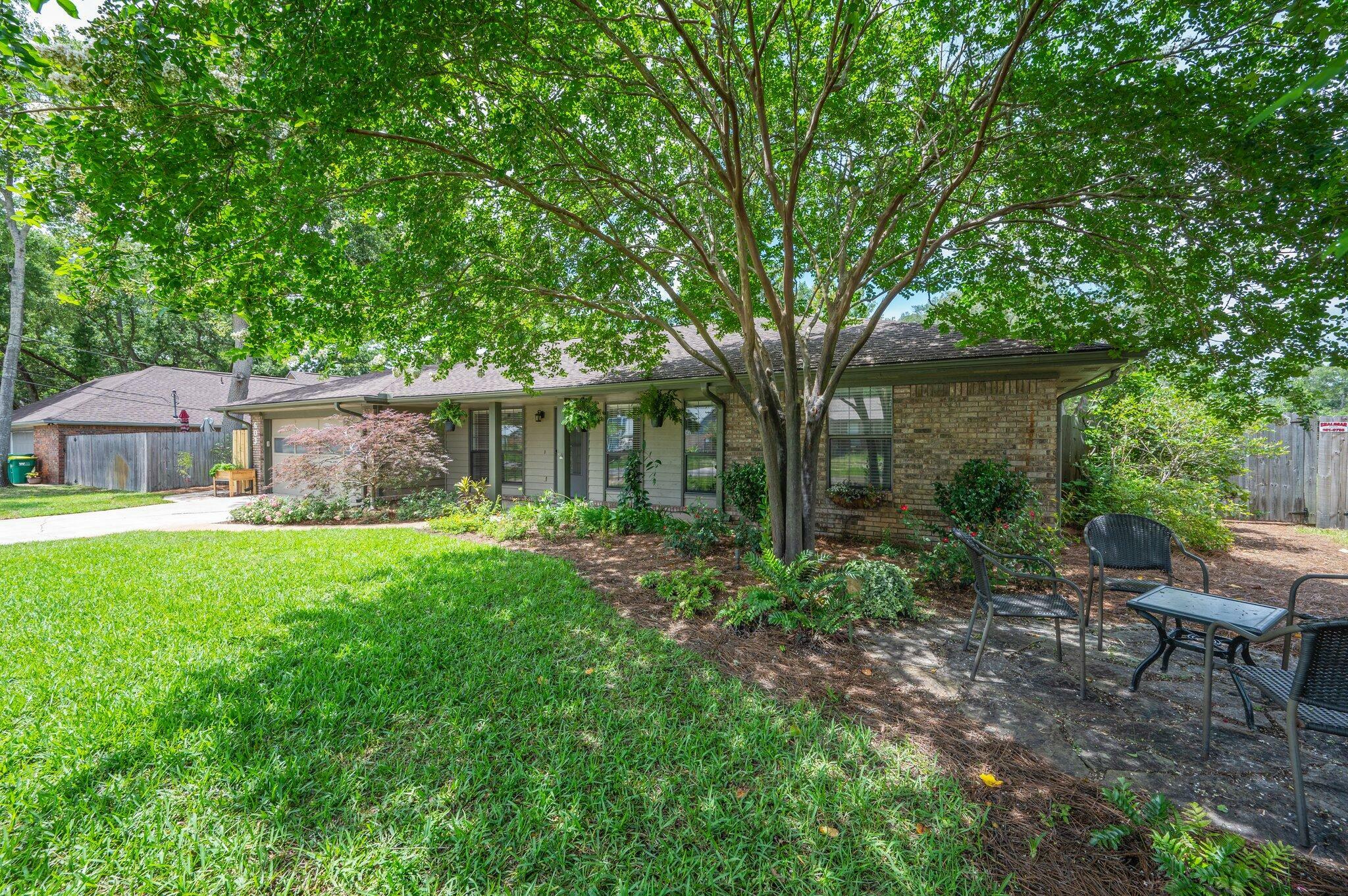 Property Photo:  603 Pine Cone Cove  FL 32578 