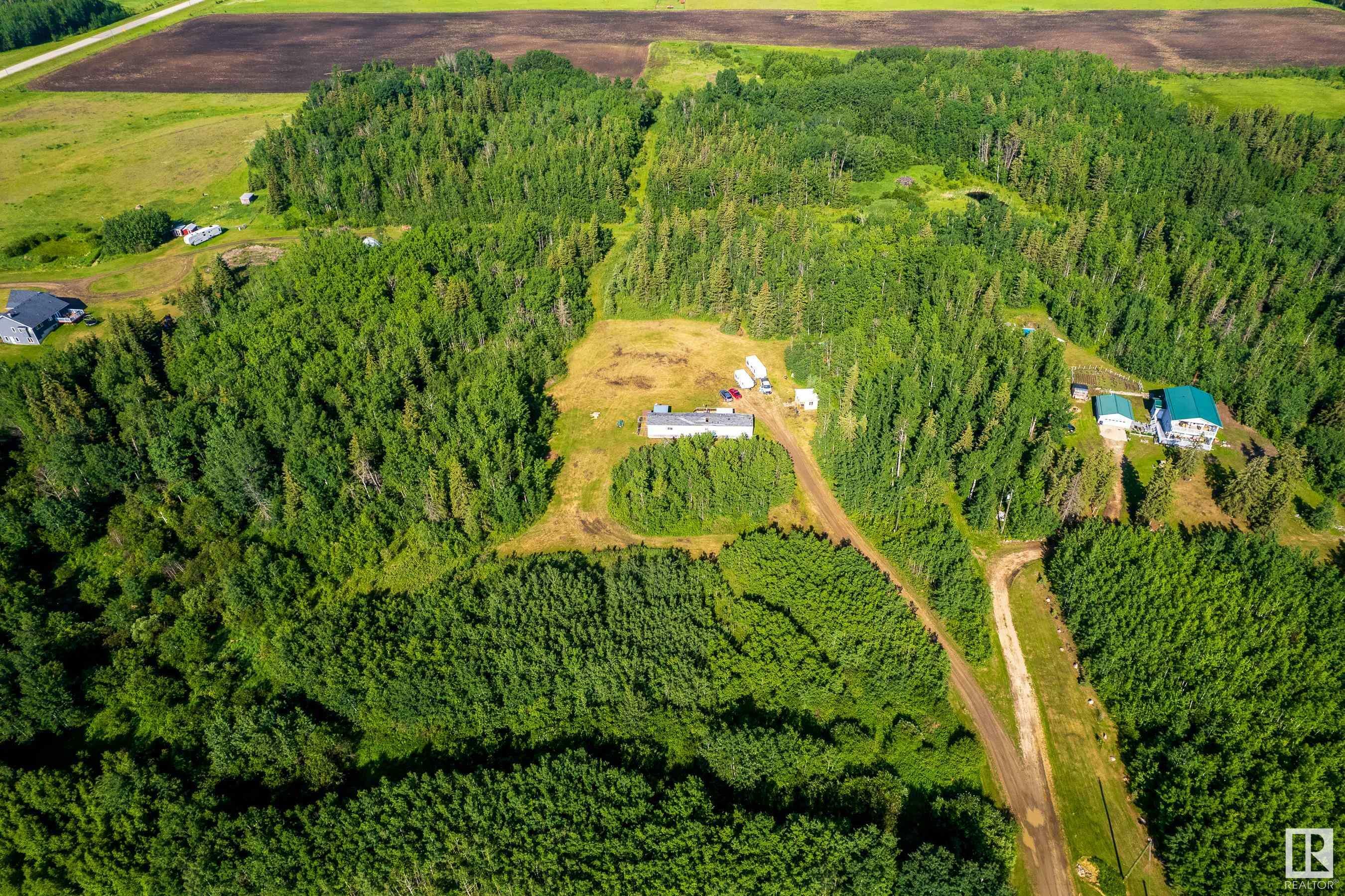 Property Photo: 56008 Rge Road 20A AB T0E 1V0