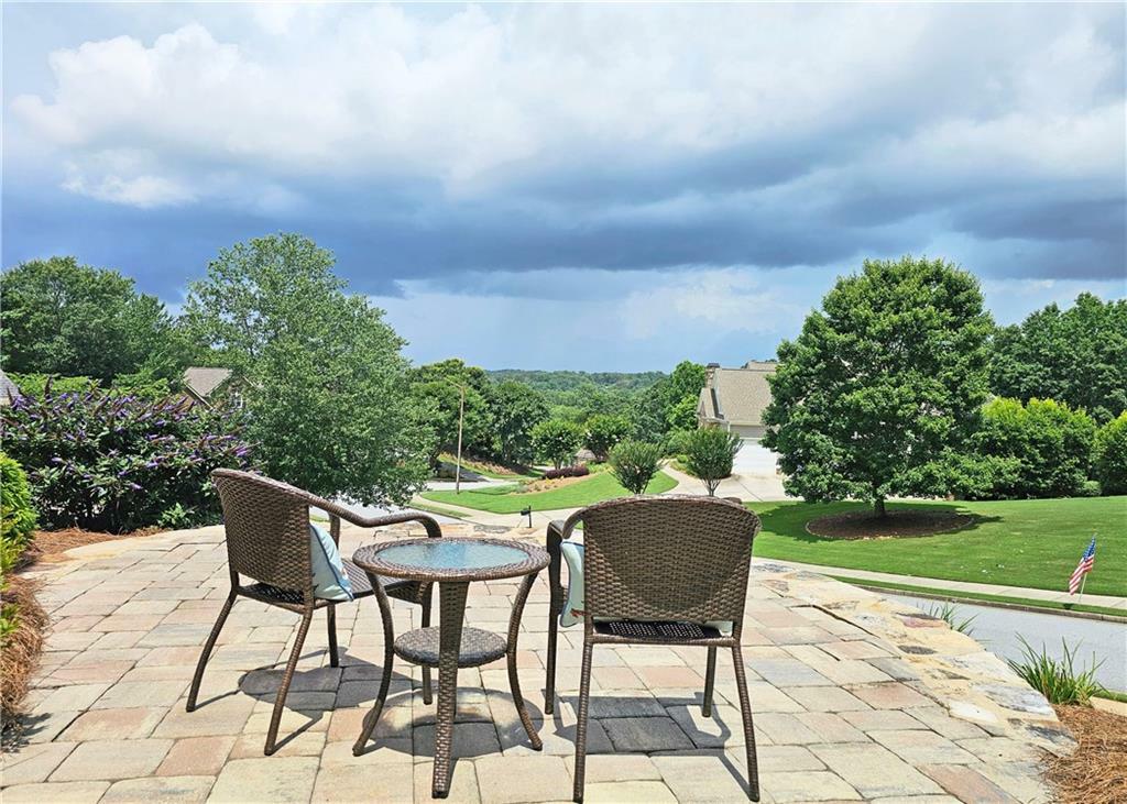 Property Photo:  215 Settindown Court  GA 30075 