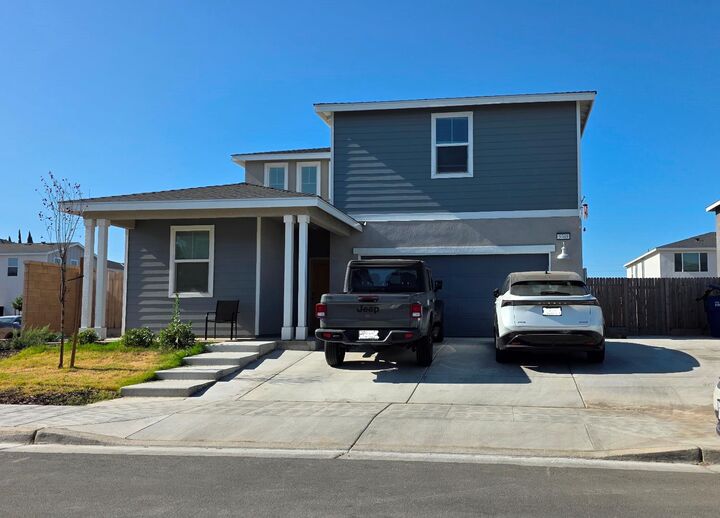 5769 W Austin Way  Fresno CA 93722 photo