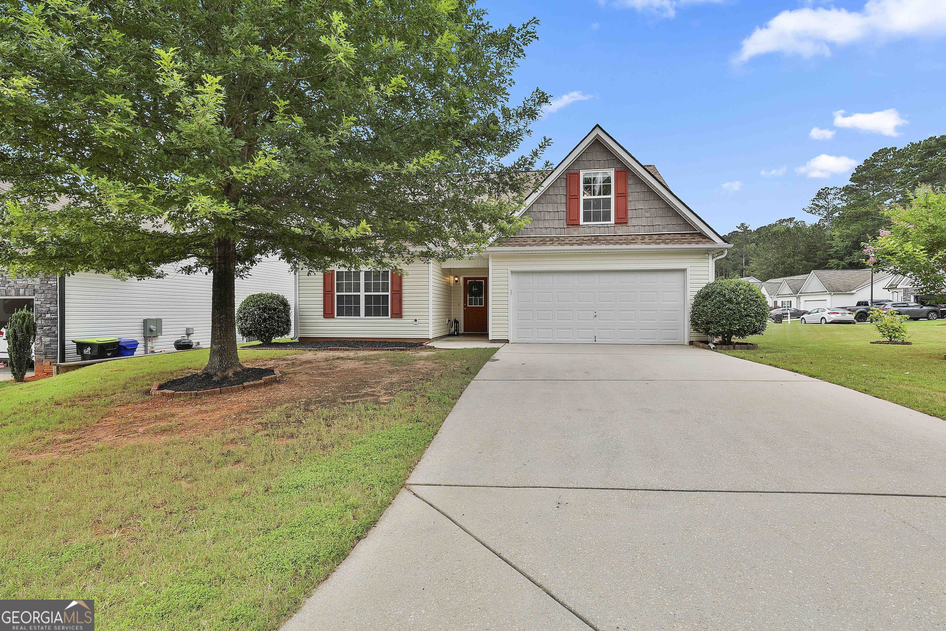 Property Photo: 18 Hill Top Circle GA 30220