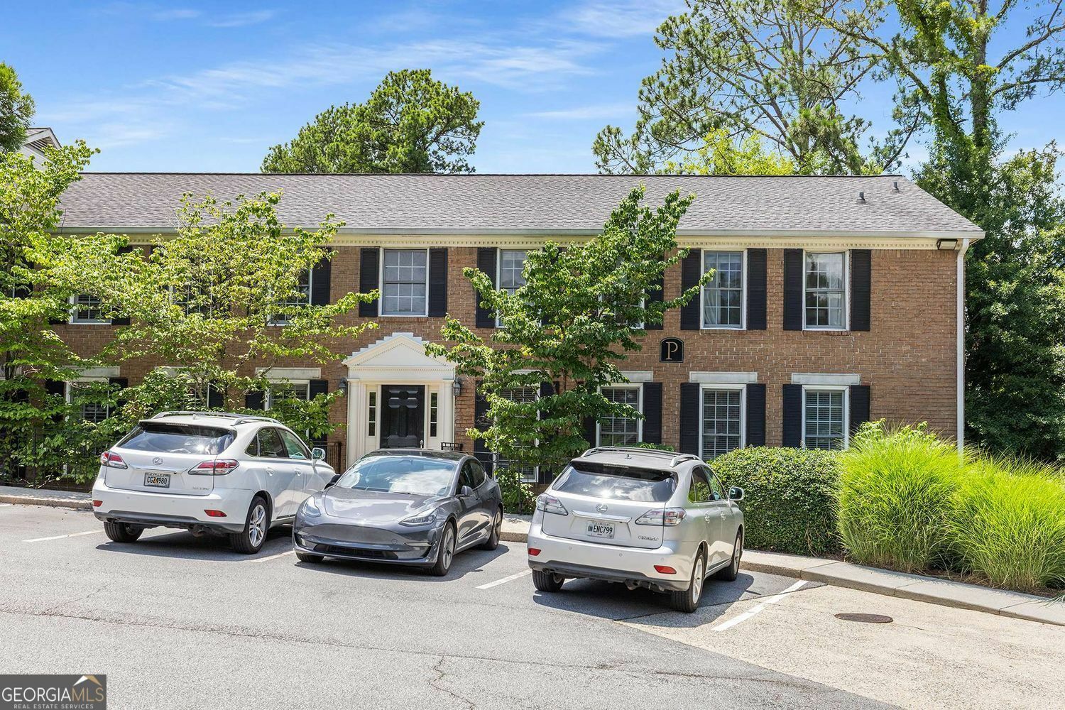 Property Photo: 1101 Collier Road NW P2 GA 30318