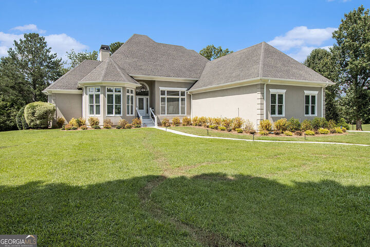 Property Photo:  5690 Rutland Trace  GA 30058 