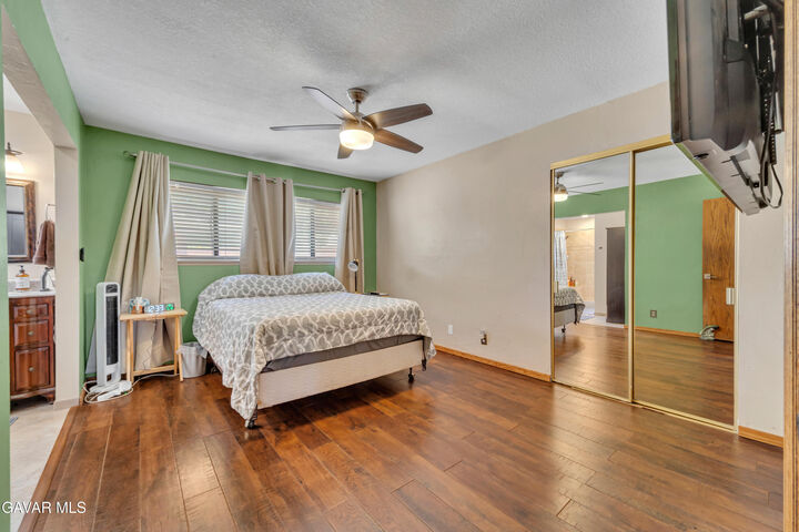 Property Photo: 2528 Key Court CA 93536