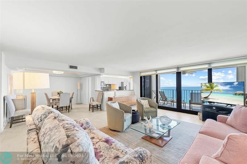 Property Photo: 1905 N Ocean Blvd 14D FL 33305
