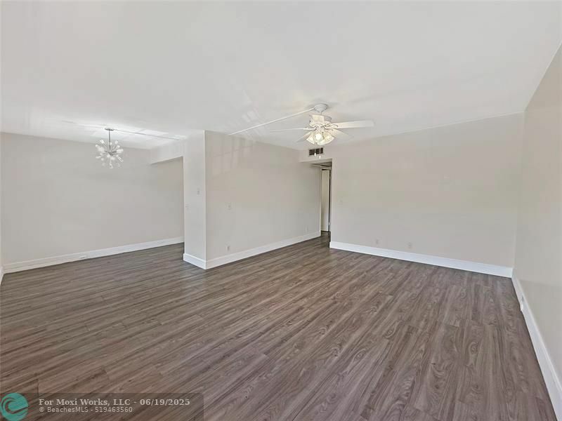 850 SW 133rd Ter 206B  Pembroke Pines FL 33027 photo