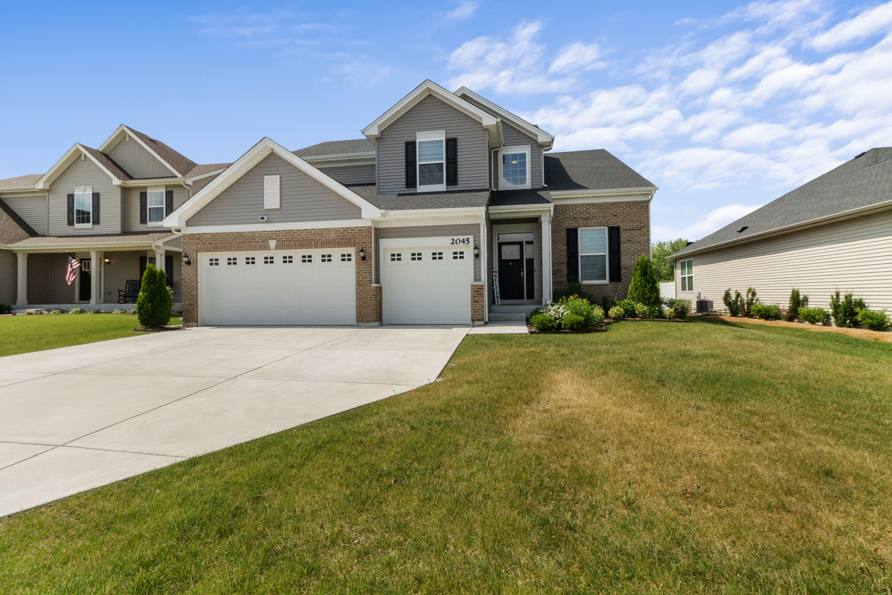 Property Photo:  2045 E 110th Lane  IN 46307 