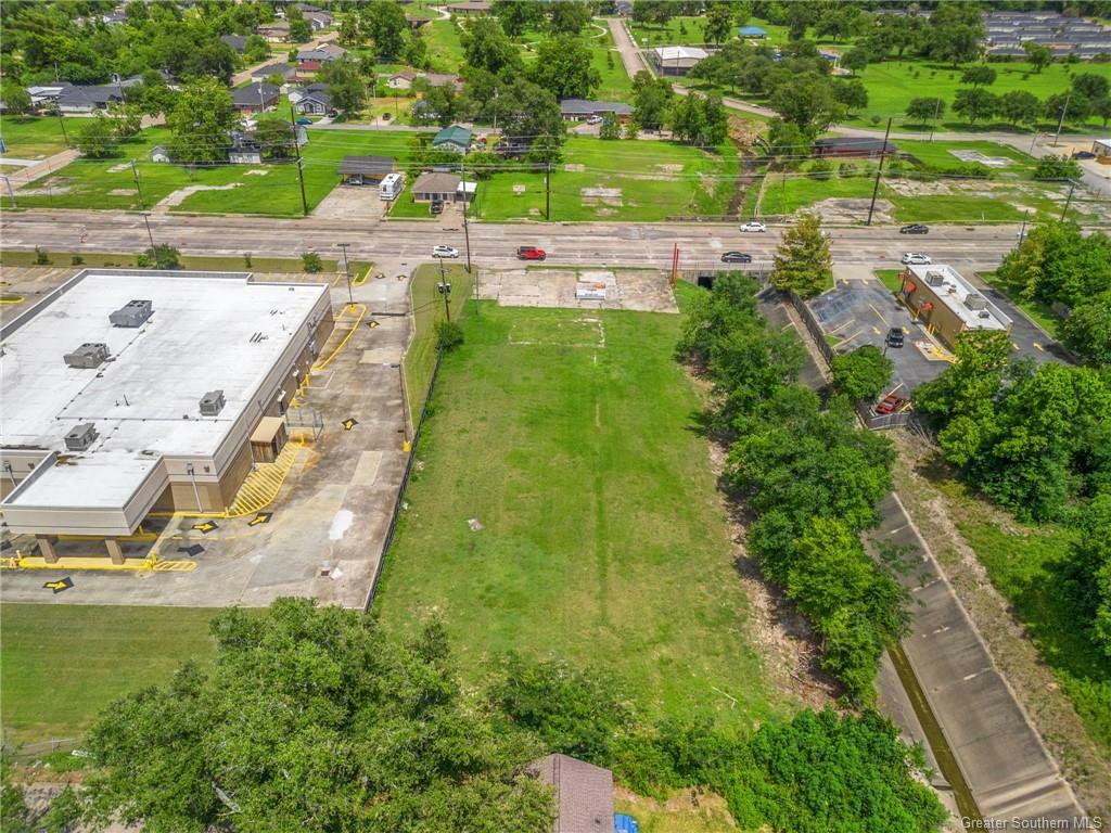 Property Photo: 2016 Gerstner Memorial Drive LA 70601