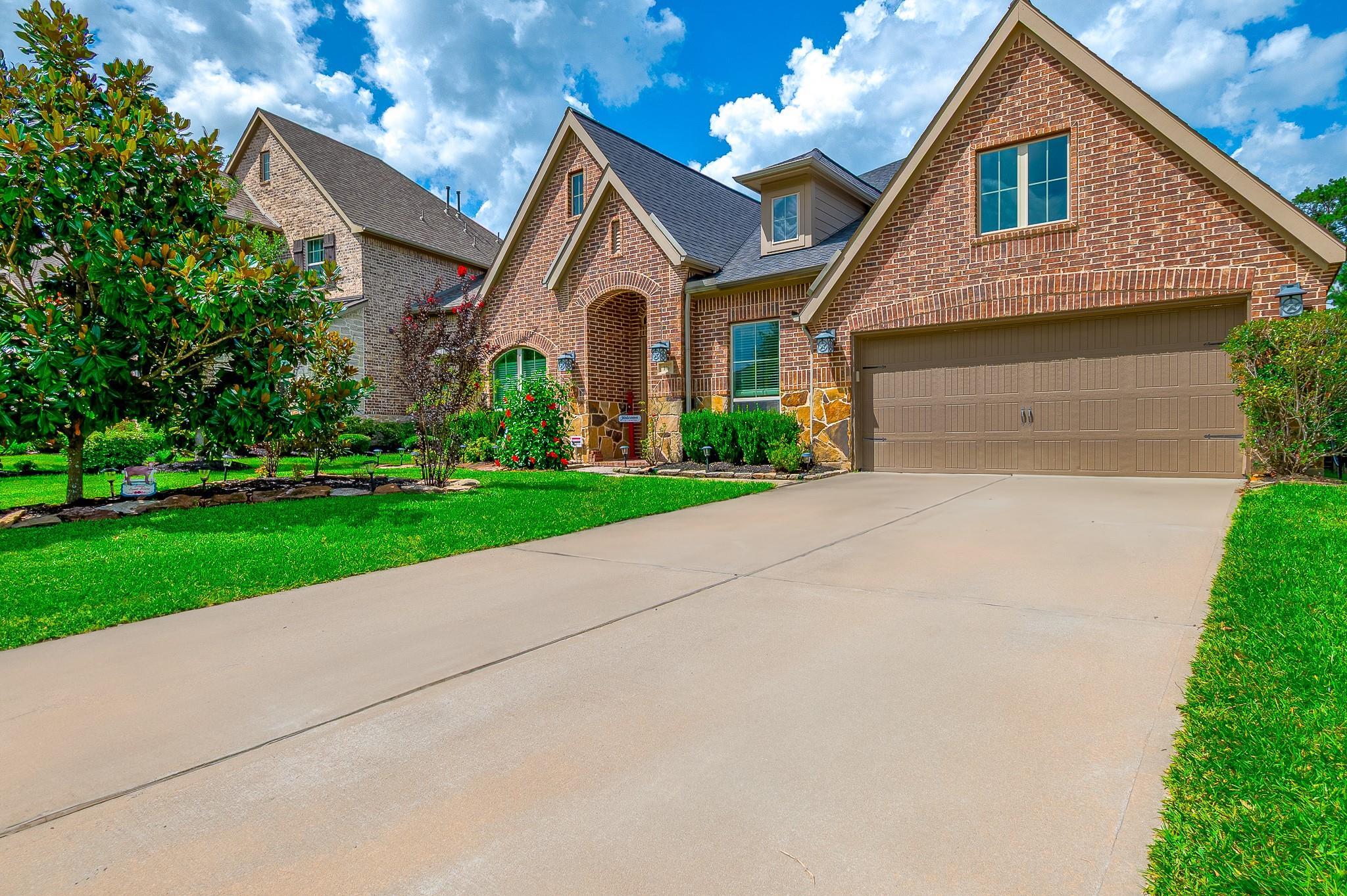 Property Photo:  146 Cliftons Curve Way  TX 77316 