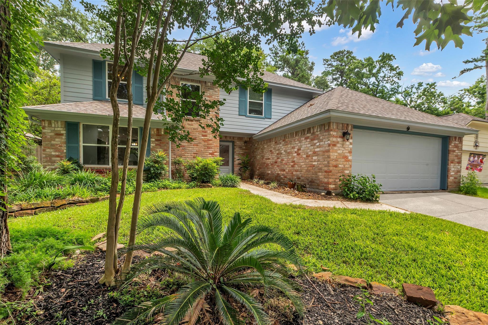 Property Photo: 9 Diamond Oak Court TX 77381