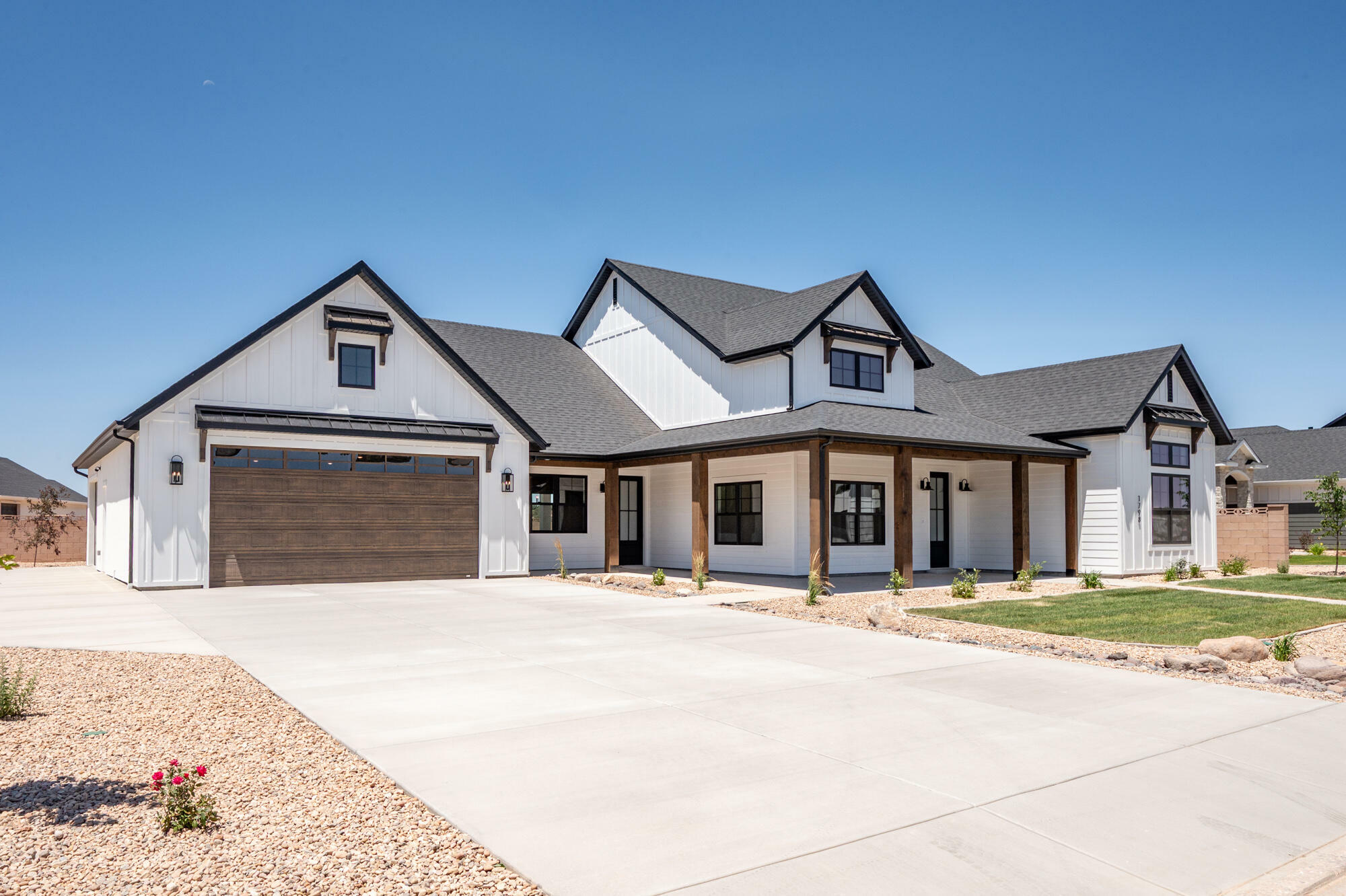 Property Photo: 1798 S Hidden Canyon Rd UT 84720