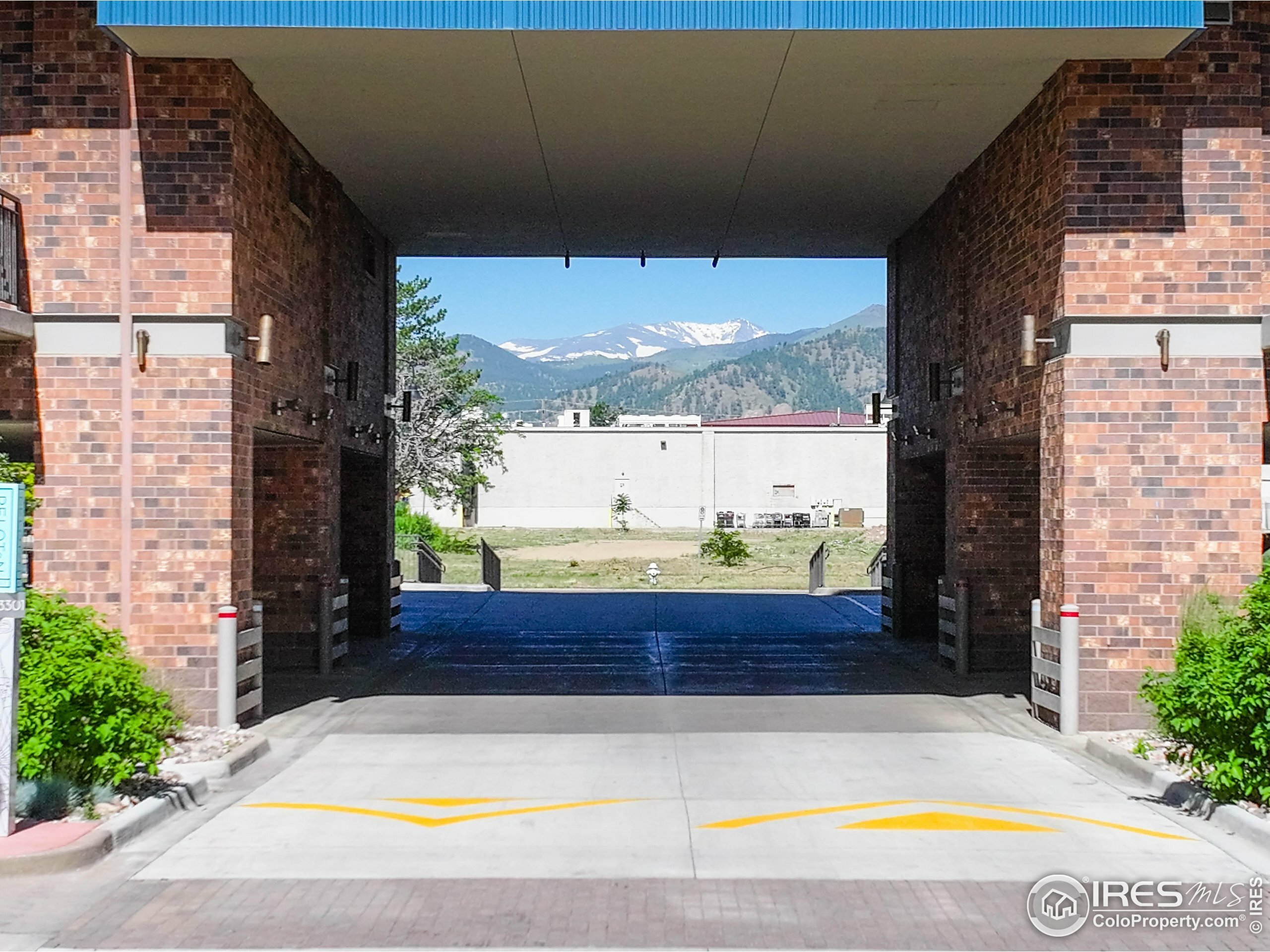 Property Photo:  3601 Arapahoe Ave 304  CO 80303 