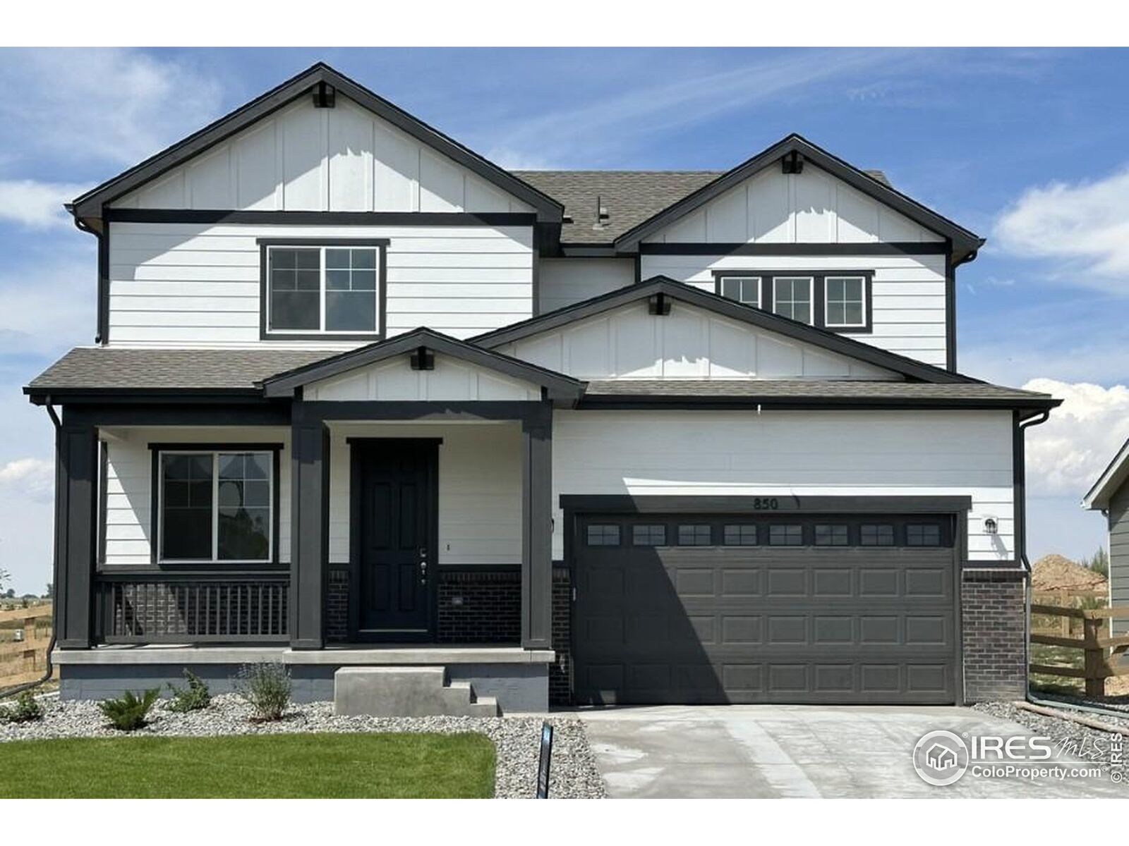 Property Photo: 850 Mesic Ln CO 80550